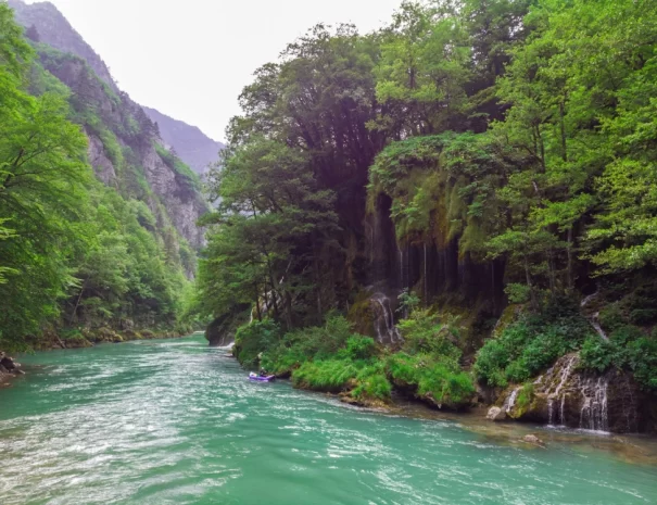 Canoe tours - Tara River Canyon - Montenegro